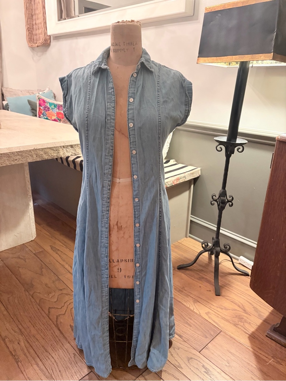 GAP XXS Light Wash Chambray Button Front Midi Shirt Dress